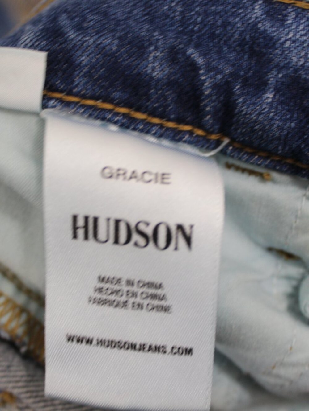 Hudson Gracie Denim Shorts 26 Mid Rise Raw Hem Cutoff Medium Wash Summer - Picture 11 of 12
